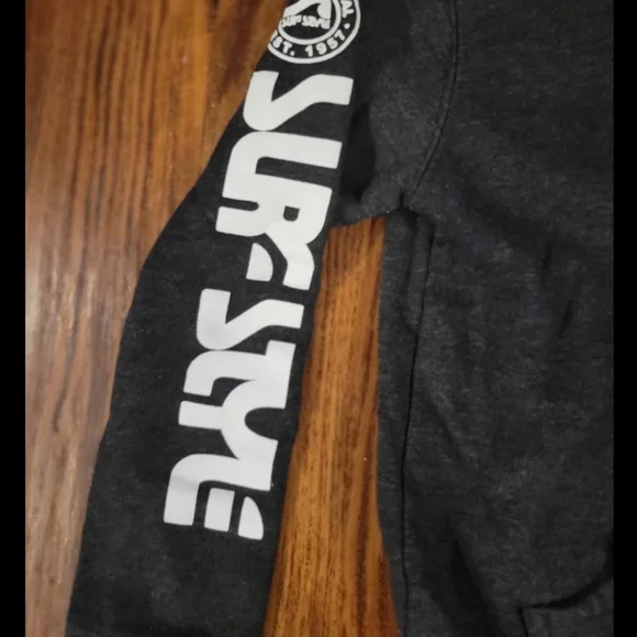 Boys Sporty Surfer Outfit Bundle - Picture 7 of 8